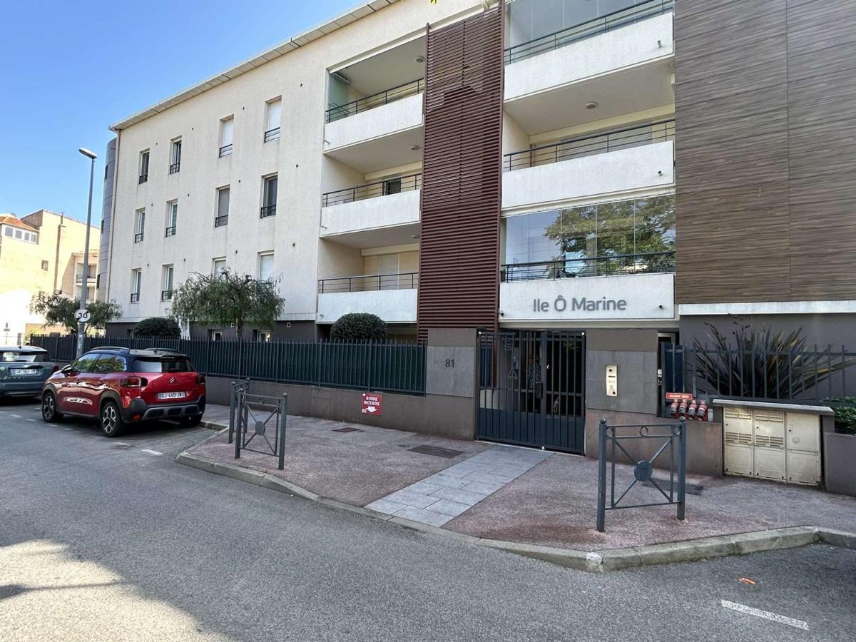 Spacieux 3 Pieces Avec Terrasse, Piscine Et Garage, A 2 Pas De La Plage - Saint Raphael - Fr-1-226A-274 Kültér fotó